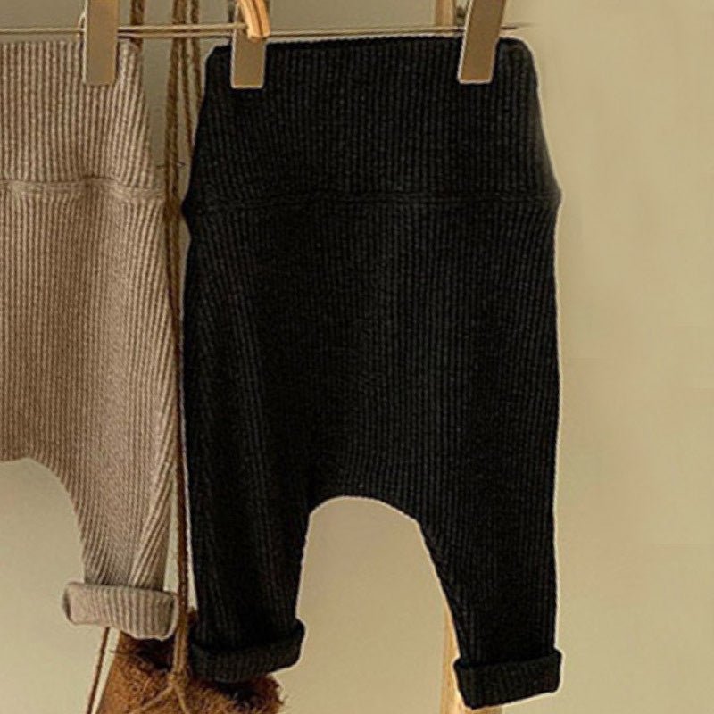 Baby Big PP Leggings Men And Women Baby Comfortable Thread Stretch High Waist Pants $22.05 Dana Fashion Color: Black Size: 66 Baby Clothing Product information Safety level: Class A Fabric name: cotton Applicable gender: neutral Whether to open the crotch