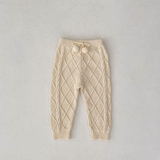 Baby Boys And Girls Rhombus Knitted Pure Beam Long Pants $39.91 Dana Fashion Color: Apricot White Suitable For Height: 100cm Baby Clothing Product information: Pattern: plaid, solid color Color: Ugyen, apricot White Pants length: trousers Fly opening: hai