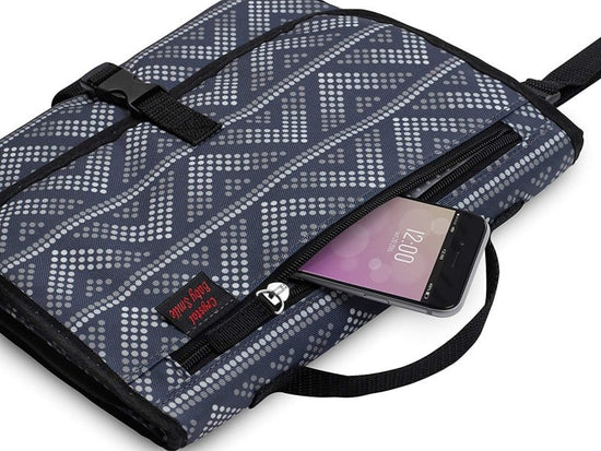 Baby changing diaper $37.13 Dana Fashion Color: black format: Uniform code Baby & Mother Description: Sex: Unisex Type: Diaper-Panties ThiS diaper bag is made of high quality oxford fabric material, durable for long lasting use and gentle touching your ba