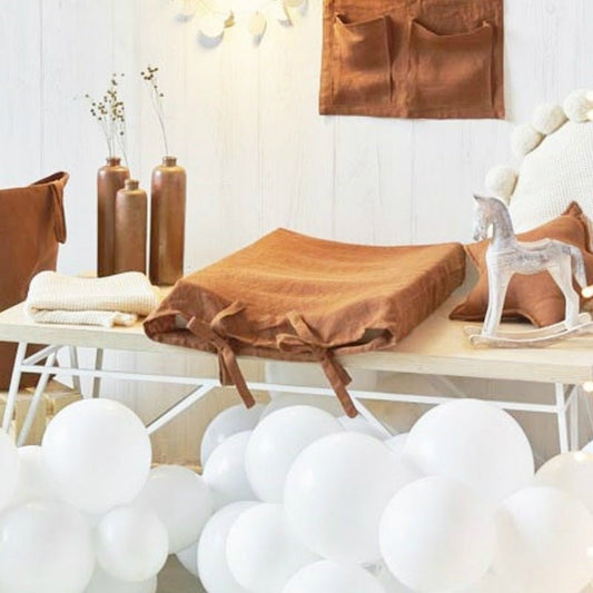 Baby Changing Station, Cotton Cover, Changing Table, Removable Cloth Cover $19.95 Dana Fashion Color: Blue Size: 32x16x4cm Baby & Mother Specification: Fabric: Pure cotton Color: Turmeric, distressed meat powder, grey, blue Specification: 32*16*4 Product
