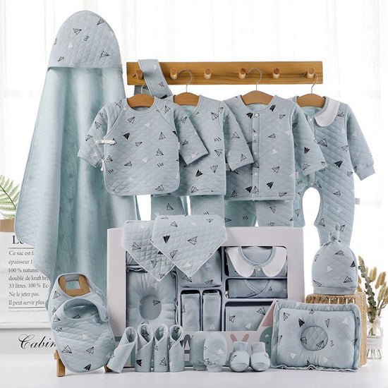 Baby cotton clothes gift box $97.50 Dana Fashion Color: B22blue thick Baby Clothing Applicable gender: neutral/male and female Gift box content: clothing + accessories / supplies Fabric technology: sanding, soft treatment Closed style: single-breasted Pat