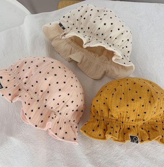 Baby Fisherman Double Polka Dot Baby Sun Hat $25.00 Dana Fashion Color: Beige Size: 40to46cm Baby Clothing Product Information： Category: protective cap Applicable gender: Neutral Material: linen mixed Weaving method: satin Processing method: satin file H