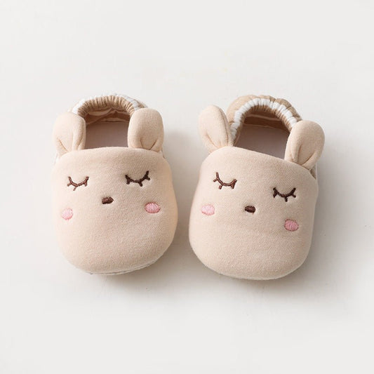 Baby Footwear Floor Shoes Toddler Socks $16.58 Dana Fashion Color: Beige Size: 11cm Baby & Mother Specification: Children's socks material: Combed cotton Children's socks craft: Jacquard Children's socks function: Breathable Tube height: Short tube Size: