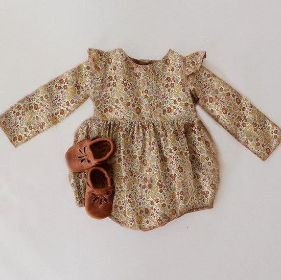 Baby Girl Rompers Long Sleeve Romper Jumpsuits One $34.65 Dana Fashion Color: Baby rompers18 Child size: 12M80 Baby Clothing Product information: Color classification: milky white white beige light gray dark gray gray silver black rompers 1 rompers 2 romp
