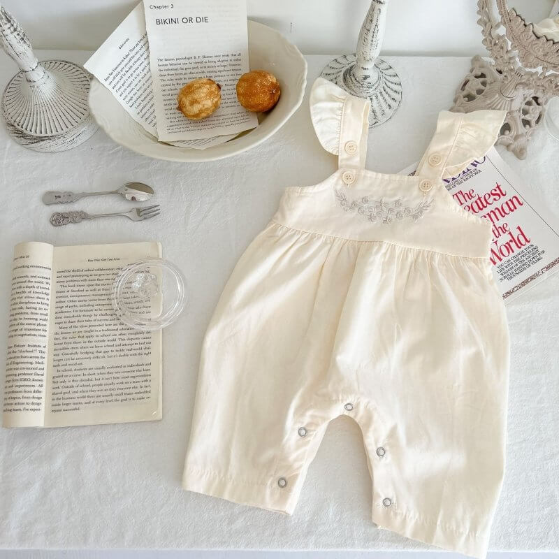 Baby Girl's Loose Adjustable Suspender Romper $23.50 Dana Fashion Color: Apricot Suitable For Height: 100cm Baby Clothing Product information: Color: apricot, white top Pants length: trousers Suitable height: 66cm,73CM,80cm,90cm,100cm Style: suspender pan