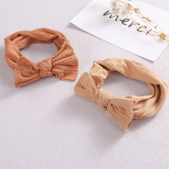 Baby Hair Accessories Elastic Head Bandwidth Edge Nylon Bow Headband For Children $8.18 Dana Fashion style: A Baby Clothing Product information: Processing process: manual Style: Children Style: Bow tie Style: European and American Material: Nylon Type: H