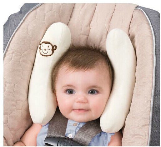 Baby head shaped pillow banana pillow $99.35 Dana Fashion Color: White Baby & Mother Fabric: polyester Filling: 100% polyester fiber Dimensions: 20*13*24 cm (box size) 26*22 cm (unfolded size)