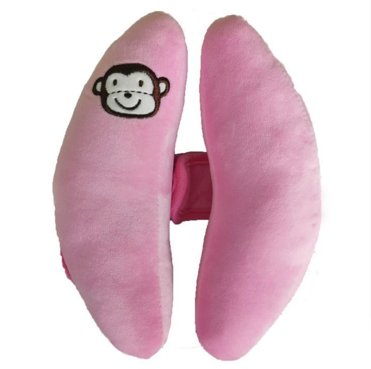 Baby head shaped pillow banana pillow $99.35 Dana Fashion Color: White Baby & Mother Fabric: polyester Filling: 100% polyester fiber Dimensions: 20*13*24 cm (box size) 26*22 cm (unfolded size)
