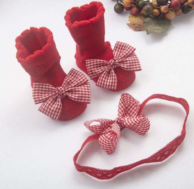 Baby Headband Socks Set Accessories $22.50 Dana Fashion Color: Set of red grid style: 0to3 months Baby Clothing Product information: Fabric name: Regenerated cellulose fiber Boneless Sewing No: Machine Sewing Head Applicable gender name: Female Applicable
