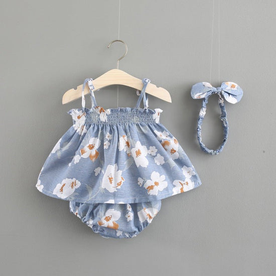 Baby New Summer Korean Princess Dress Baby Skirt Girl Dress Suit $14.76 Dana Fashion Color: Blue Child size: 100cm Baby Clothing Product information Skirt category: dress Fabric name: Cotton Pattern: Flowers Skirt style: strap skirt Size Information Size: