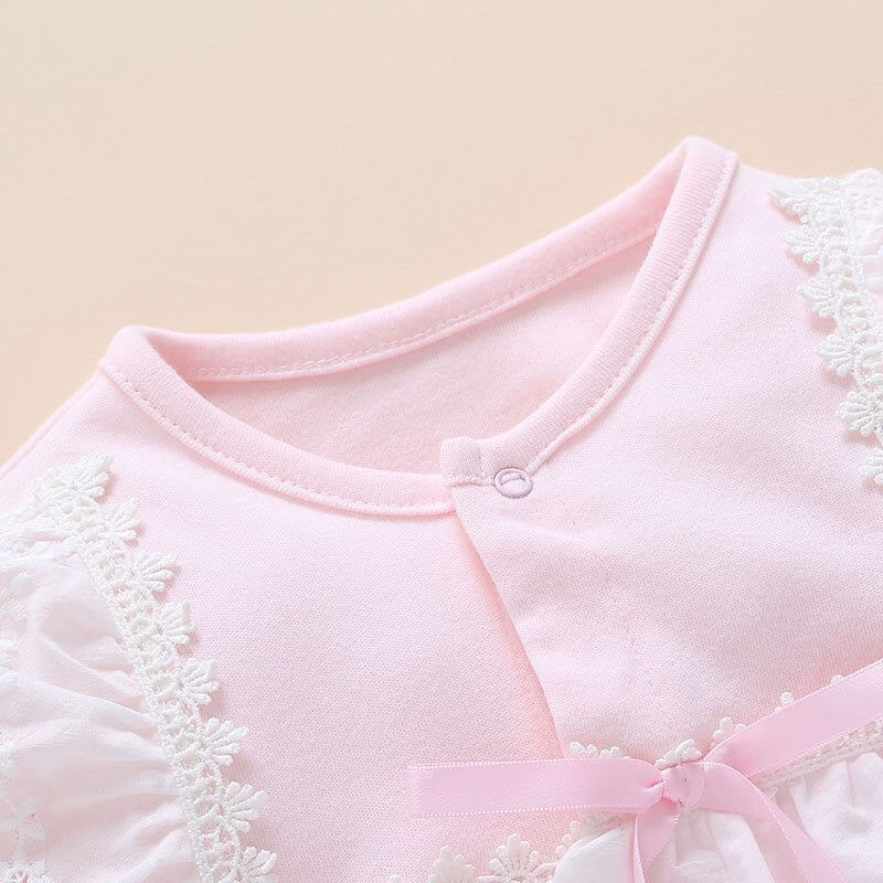 Baby One-Piece Clothes, Female Treasure Romper, Infant Clothing $25.50 Dana Fashion Color: Pink suit Size: 12m Baby Clothing Product material: Fabric name: Cotton Main fabric composition: Cotton Main fabric ingredient content: 90 (%) Size Information： siz
