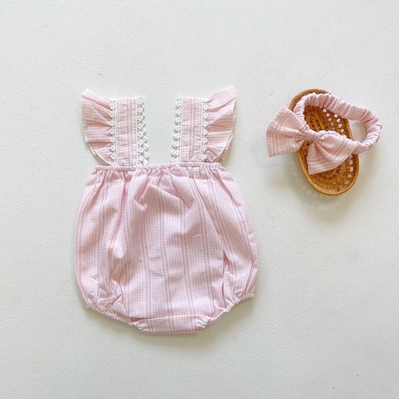 Baby One-piece Sleeveless Romper $22.69 Dana Fashion Color: Pink Child size: 100cm Baby Clothing Product information: Main fabric composition: cotton Main fabric ingredient content: 95 (%) Closed style: pullover Style: Triangle Climbing Color: pink Suitab