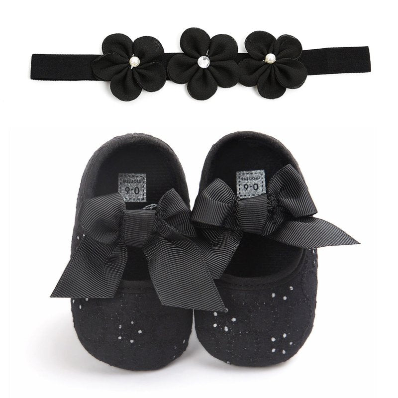 Baby princess shoes $15.09 Dana Fashion Color: black Size: 11cm Baby & Mother 0-6 months recommended to wear (11CM) 6-9 months recommended to wear (12CM) 9-12 months recommended to wear (13CM)