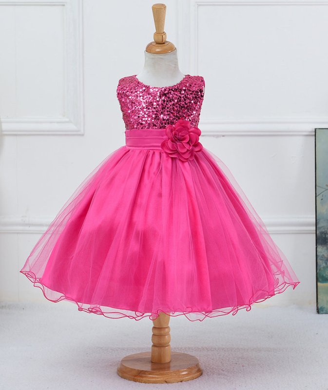 Baby Sequin Dress Flower Girl Wedding Princess Dress $25.86 Dana Fashion Color: Black Size: L Baby Clothing Product information: Material: Polyester F iber (Polyester) Style: P rincess Features: Dresses Colour: White，Pink , Blue, Green, Red, Gray，Dark Blu