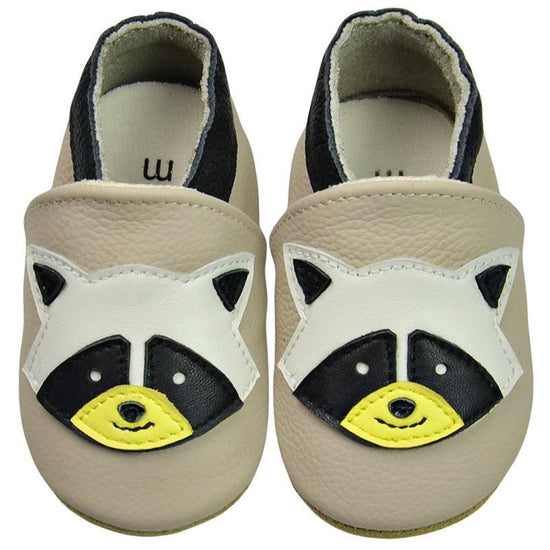 Baby Shoes Baby Shoes Soft-soled Toddler Shoes $24.66 Dana Fashion Color: White Shoe size: L Baby & Mother Product Information: Style: Cartoon Craft: Manual Pattern: Animal Thickness: Single Tube height: low tube Is there a light: no Upper height: low Wea