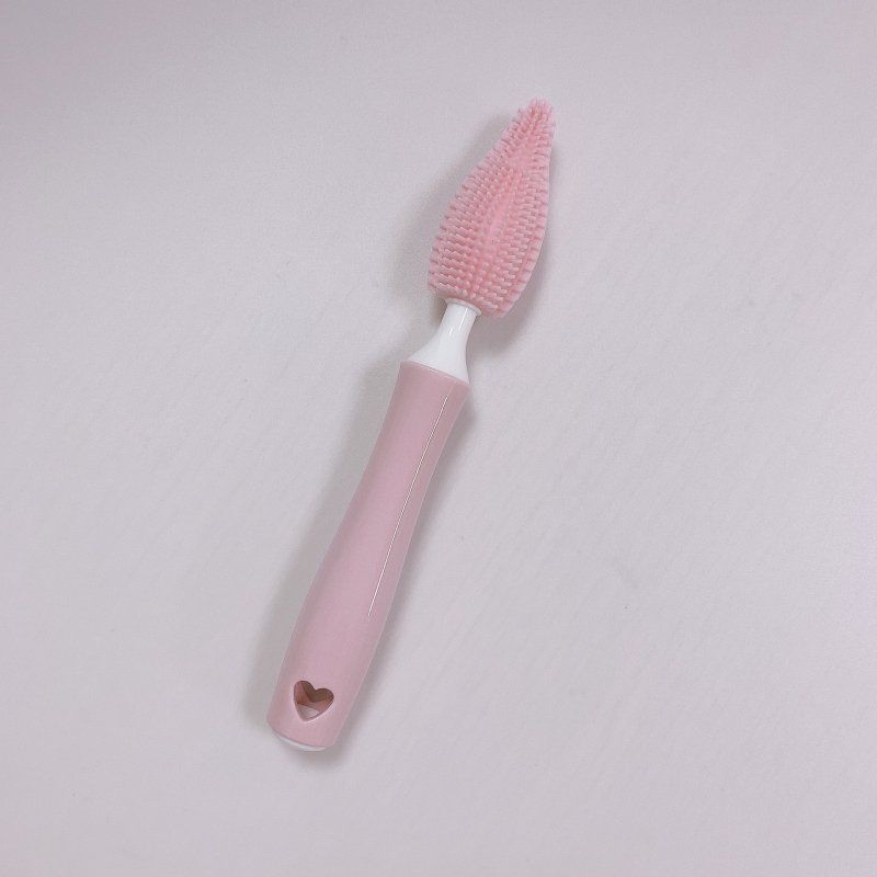 Baby Silicone Baby Bottle Brush Straw Scrubbing Baby Bottle Brush Cleaning $8.62 Dana Fashion Color: Small pink Baby & Mother Product information: Product Category: Bottle Brush Whether to import: No Packing: Set Color: Pink, blue, yellow ,
