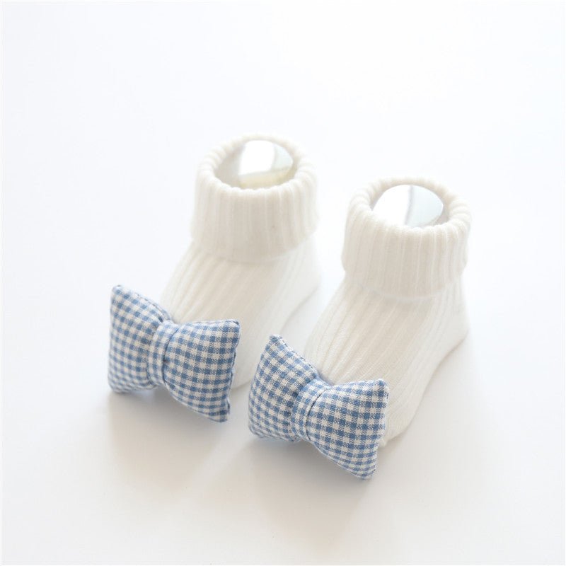 Baby socks $10.25 Dana Fashion Color: Blue Bow Kid Sock Size: XS Baby Clothing Product information: Children's socks category: floor socks Function: breathable, sweat-absorbing Main fabric composition: cotton Size information: size Foot length Sock length