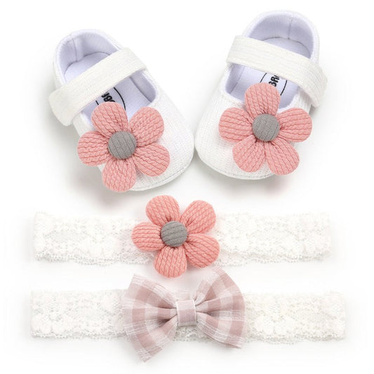 Baby Soft-Soled Toddler Shoes, Baby Shoes, Princess Shoes $17.28 Dana Fashion Color: Black Size: 11CM Baby & Mother Product information: Product category: Toddler shoes Applicable gender: Female Upper material: Cotton Style: Princess Function: Breathable