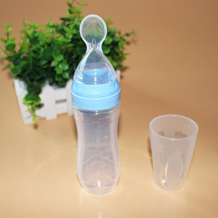 Baby Spoon Bottle Feeder $14.70 Dana Fashion Color: Blue Baby & Mother Capacity: 120 ml Material: spoon head, bottle body [food grade silicone], other food grade PP Disinfection: can be 120 degrees or less, boiled or steamed It is used to feed semi-liquid