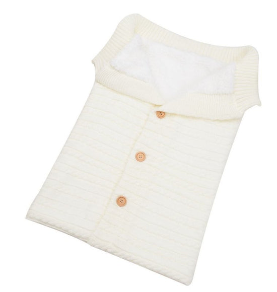 Baby Thickened Plus Velvet Warm Sleeping Bag $111.64 Dana Fashion Color: White2 Baby & Mother Product information： Product Category : Wraps Fabric: Paris yarn pattern: Plain Color: White, beige, gray, black Size: 60*45CM (manual measurement has a certain