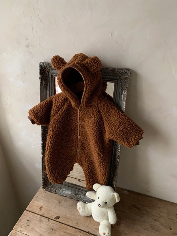 Baby Winter Boys And Girls Bear Double-sided Lamb Hooded Cotton Jersey $67.21 Dana Fashion Color: Beige Child size: 66cm Baby Clothing Product information: Fabric name; polar fleece Suitable for the season; winter, autumn Suitable for ages; infants and yo
