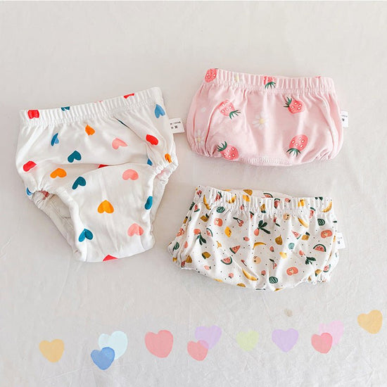 Baby's 6-layer Gauze Breathable Diaper Training Pants $30.61 Dana Fashion Color: Strawberry watermelon Size: L Baby Clothing Product information: Material: cotton Size: 90/M 8-12kg, 100/L 9-18kg Waist shape: high waist Color classification: grey wave love