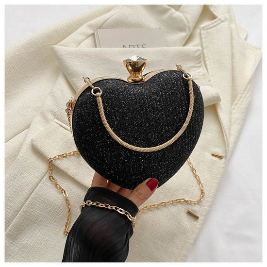 Banquet Bag Love Chain Shoulder Crossbody Handbag Valentines Day Outfit $24.15 Dana Fashion Color: Black Women's Bags Product information: Lining texture: synthetic leather Color: pink, gold, black, silver, soft shell sequins White Hardness: medium hard M