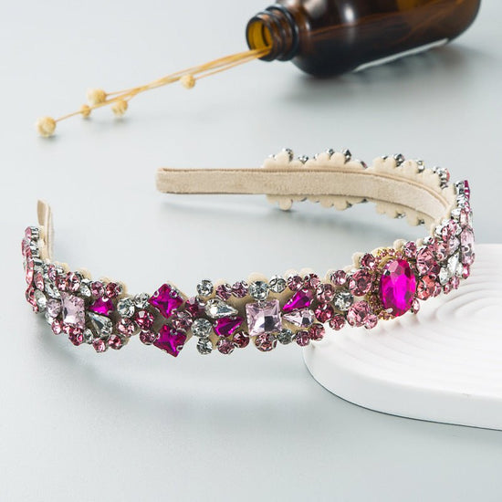 Baroque Vintage Court Style Headband $21.34 Dana Fashion Color: Pink Women's Accessories Product information: Treatment Process: Diamond Color: purple, green, pink, brown Applicable people: women Material: cloth Popular elements: Flowers Style: Elegant Pa
