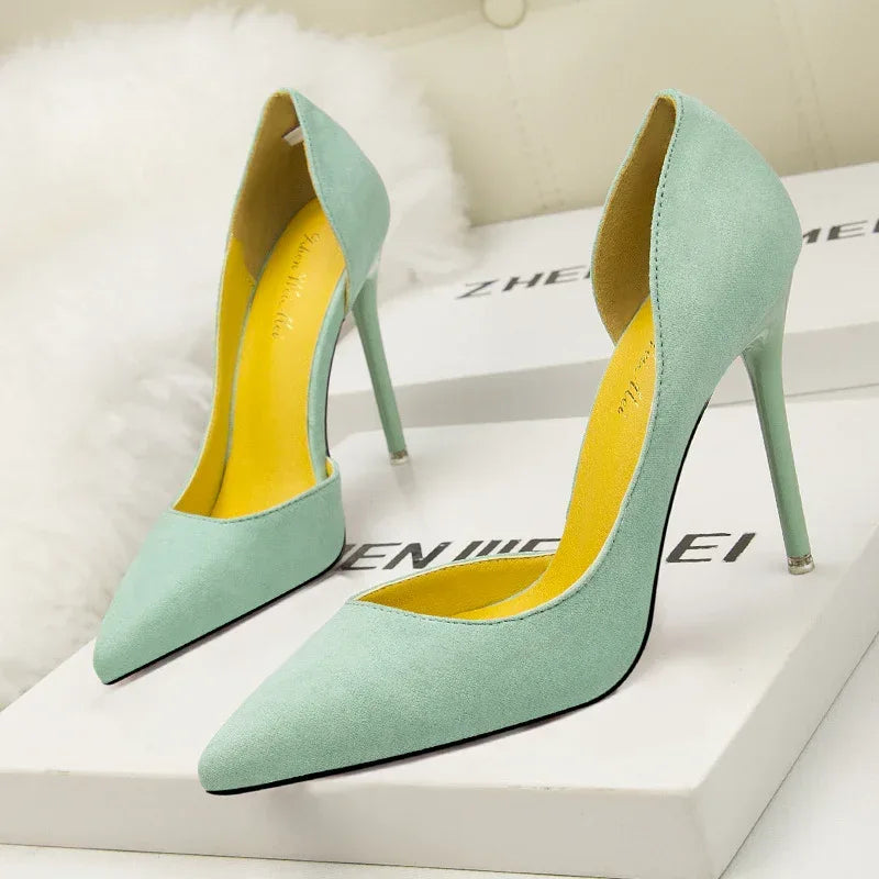 Women's Low-cut Pointed-toe Side Hollow-out Shoes - DanaFashionstore