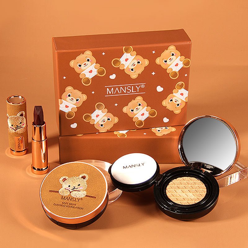 Bear Three-Color Lipstick Cushion Two-Piece Set $41.11 Dana Fashion style: Set makeup Product Information: Applicable people: Ladies Skin Type: General Efficacy: Modification, even skin tone Specifications: normal specifications Special purpose cosmetics: