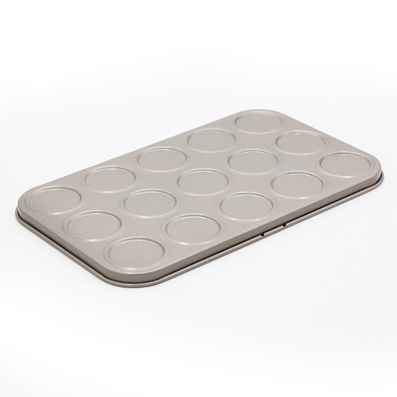 Biscuit cake pan $17.47 Dana Fashion Color: 15 Dana's Kitchen Material: carbon steel Specifications: 30 companies, 35 companies, 15 macarons, 15 clubs macarons, 15 hemisphere macarons Purpose: Macaron cake mould Color style: as shown Application: cake, bi