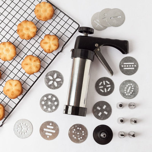 Biscuit Press Biscuit Machine $45.39 Dana Fashion style: Biscuit machine Dana's Kitchen Overview: Purpose: Bake cookies and decorate cakes Stainless steel cookie gun 1.100g butter, 130g low gluten flour, 50g white sugar without milk and other, other recip
