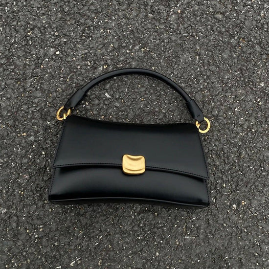 Black Underarm Baguette Bag Portable Crossbody Bag $31.47 Dana Fashion Color: Black Size: 23x13x7cm Women's Bags Product information: Color: Black Hardness: medium and soft Size: length 23cm height 13cm bottom thickness 7cm Material: PU Suitcase shape: Ho
