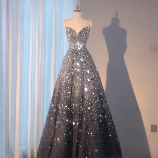 Blue Heavy Industry Wedding Evening Dress $999.99 Dana Fashion Color: Dark Blue Size: 2XL Women's clothing Product information : Color: dark blue Fabric: mesh cloth Beads: sequins Sleeve length: sleeveless Style: tube top type Size Information: Size S,M,L