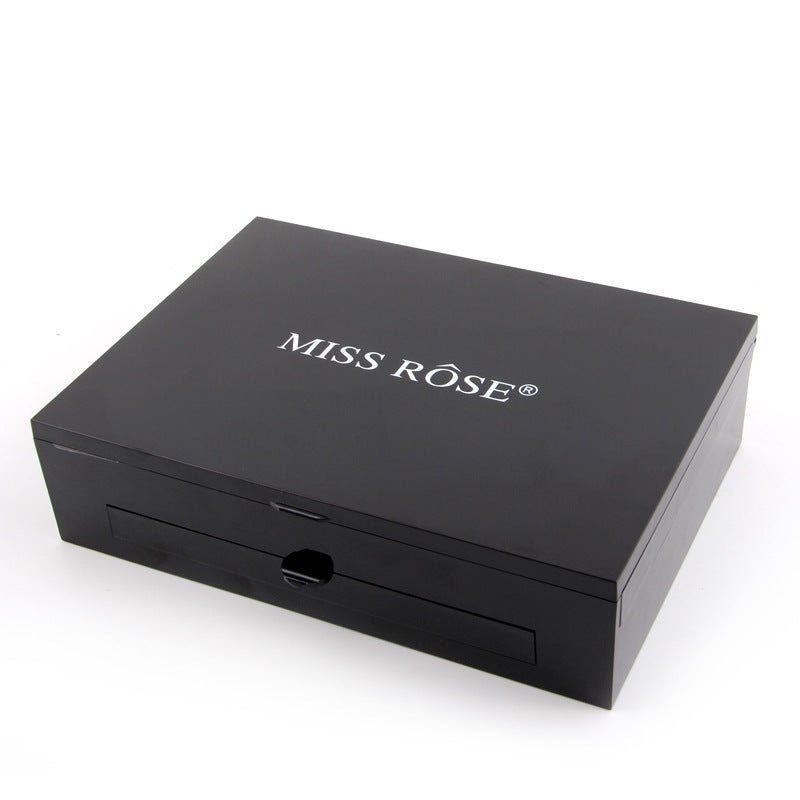 Blush make-up box $78.00 Dana Fashion Color: 004 n makeup Suitable skin type: universal Efficacy: Concealer, embellishment Specification: Normal specification Number of colors: eight or more Color: Natural color Net content: Asian color 004Y, South Americ