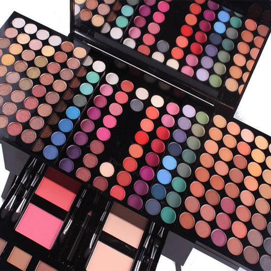 Blush make-up box $78.00 Dana Fashion Color: 004 n makeup Suitable skin type: universal Efficacy: Concealer, embellishment Specification: Normal specification Number of colors: eight or more Color: Natural color Net content: Asian color 004Y, South Americ