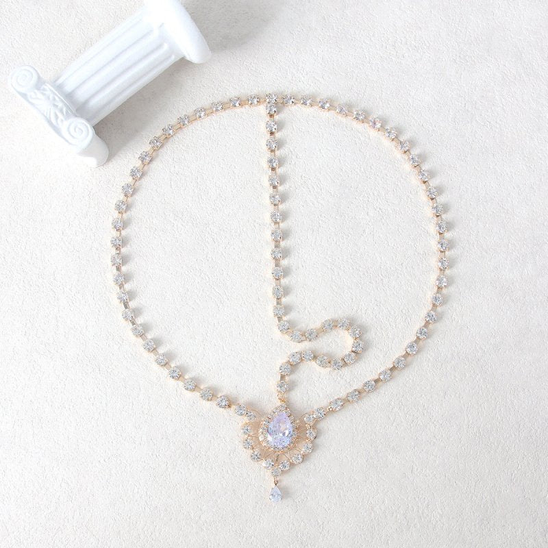 Bohemian Water Drop Forehead Lace $36.40 Dana Fashion Color: Gold Women's Accessories Product information: Color: gold, silver Style: Women's Material: Rhinestone Shape: Geometric Popular elements: rhinestones Style: Simple Packing list: Forehead chain *1