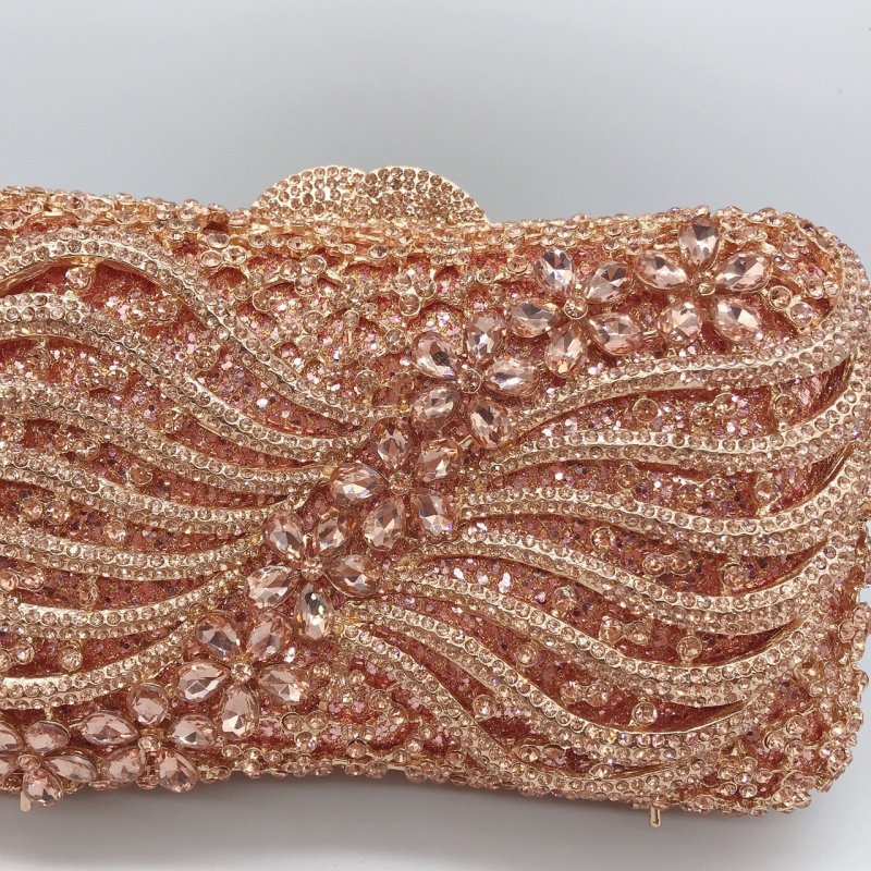 Bow Ribbon Diamond Evening Bag Hollow Rhinestone Banquet European And American Clutch $159.00 Dana Fashion Color: Champagne Women's Bags Product information: Fabric texture: synthetic leather Pattern: solid color Applicable scenario: Banquet Color: Champa