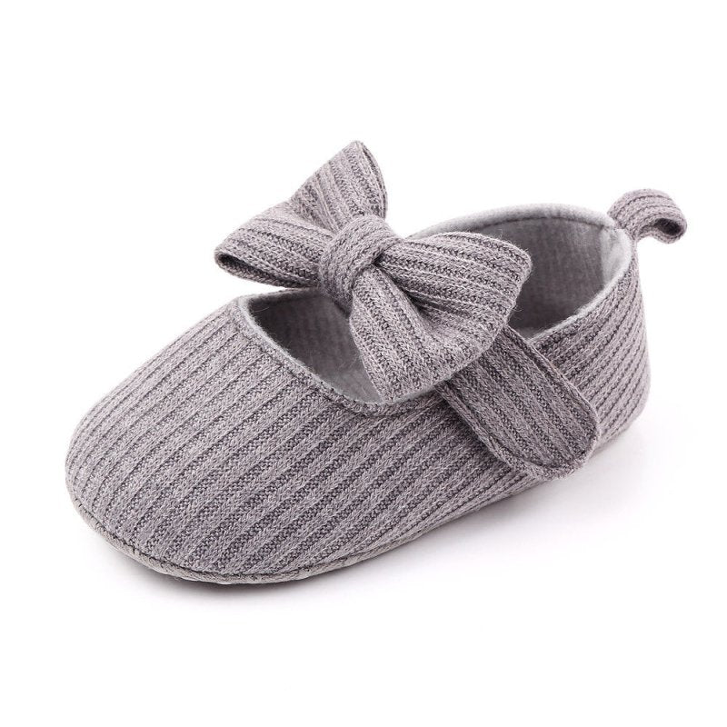 Bowknot Woolen Knit Baby Shoes Moccasins Princess Shoes Baby Shoes $14.30 Dana Fashion Color: Gray Shoe size: 11cm Baby & Mother Product information: Product Category: Toddlers Upper material: knitted Style: cute Function: breathable, non-slip, wear-resis