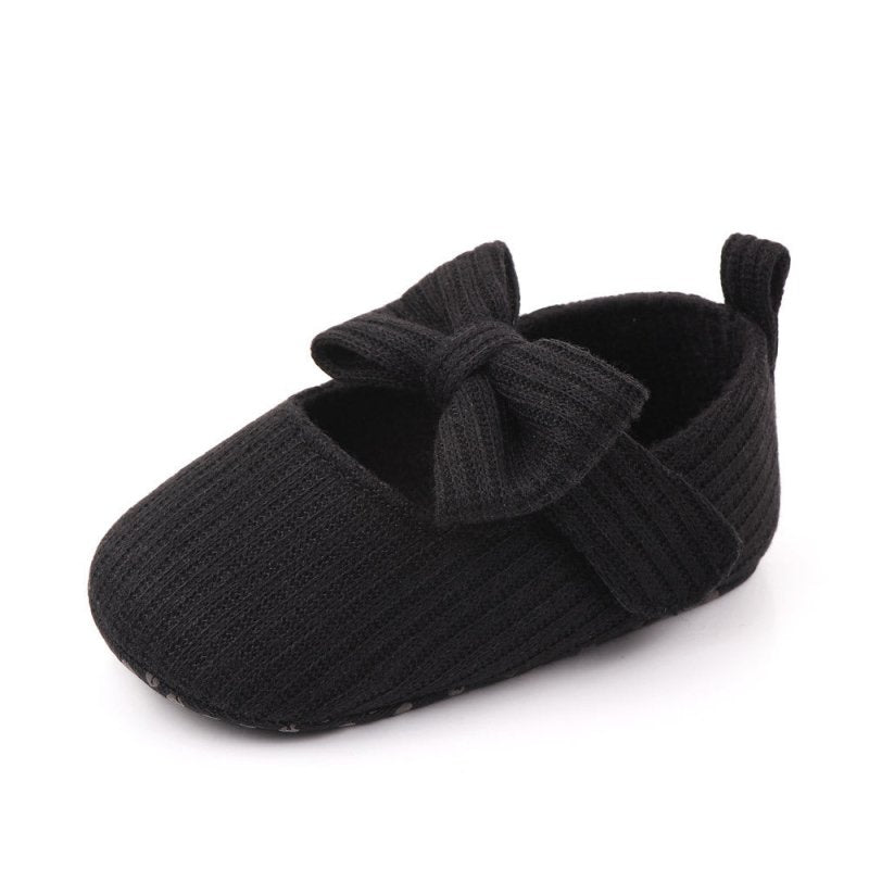 Bowknot Woolen Knit Baby Shoes Moccasins Princess Shoes Baby Shoes $14.30 Dana Fashion Color: Black Shoe size: 11cm Baby & Mother Product information: Product Category: Toddlers Upper material: knitted Style: cute Function: breathable, non-slip, wear-resi