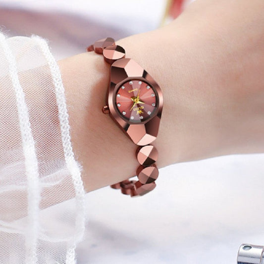 Bracelet Ceramic Tungsten Steel Quartz Watch $59.00 Dana Fashion Color: Gold Women's Accessories Product information: Material: Precision steel material+synthetic zircon Color: Rose gold plated Craftsmanship: Diamond inlay, polishing, polishing Size: Inne