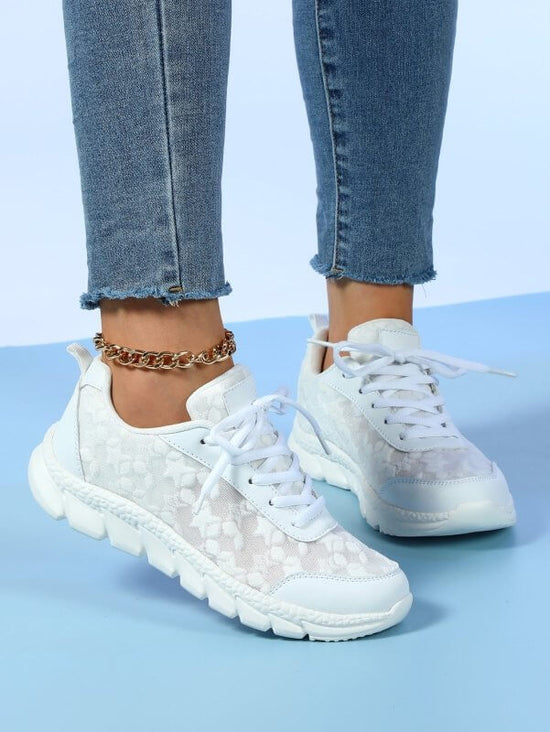Breathable Lightweight Casual Women's Sports Shoes $38.50 Dana Fashion Color: White Size: 35 Women's shoes Product information: Color: White Upper height: low top Heel height: mid heel (3-5CM) Size: 35, 36, 37, 38, 39, 40, 41, 42, 43, 44 Sole craft: visco