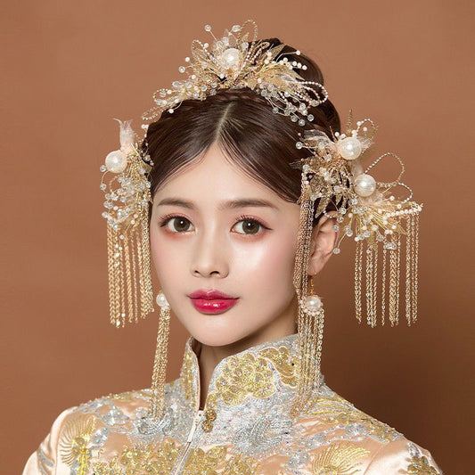 Bridal Head-mounted Antique Style Classical Wedding Hair Accessories $86.37 Dana Fashion Color: Ear Clip Women's Accessories Product information: Color :Seven-pieceear Hook, Seven-pieceear Clip Material: Pearl Packing list: Hair accessories * 7-piece set