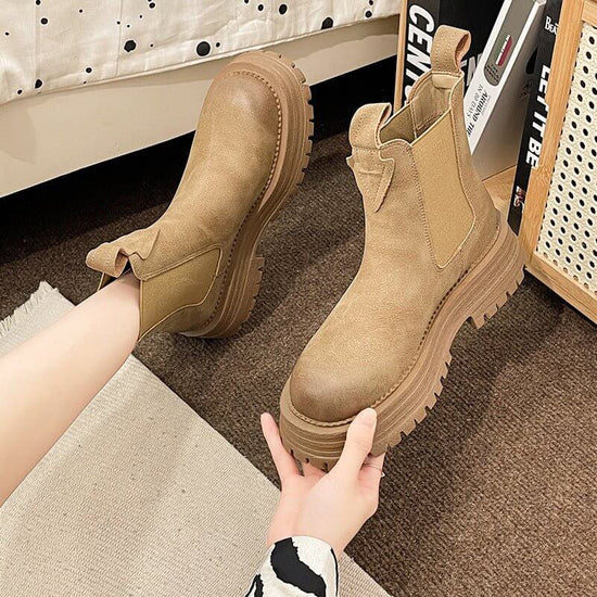 British Style Complex Sleeve Motorcycle Boots Women $55.90 Dana Fashion Color: Ginger Yellow Size: 35 Women's shoes Product information: Lining material: Leather Color: khaki, black, Ginger yellow Size: 35, 36, 37, 38, 39, 40 Sole material: rubber Toe hol