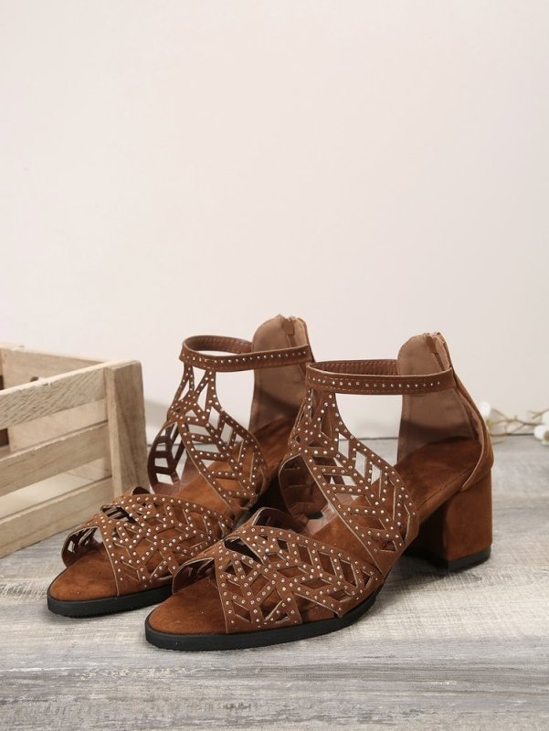 Buckled Chunky Heel Casual Plus Size Women's Roman Rhinestone Sandals $40.99 Dana Fashion Color: Dark Brown Size: 35 Women's shoes Product information: Lining material: pu Toe holder shape: Fish Mouth Color: red, black, dark brown Shoe Upper material: pu