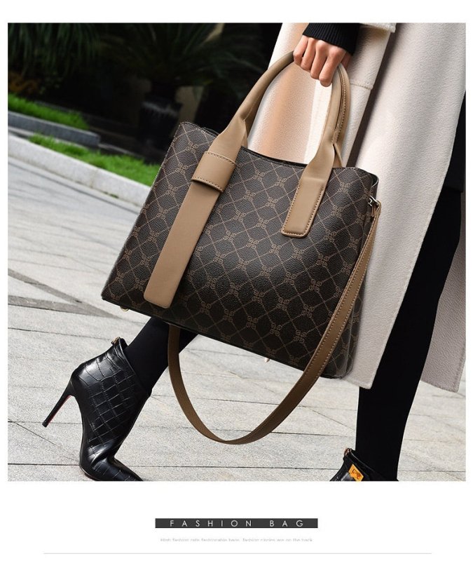 Business Commute Shoulder Bag Large Capacity Totes $85.00 Dana Fashion Color: Presbyopic Women's Bags Product information: Lining texture: Polyester Applicable scenarios: Daily matching Color: presbyopic Outer bag type: open pocket Hardness: medium and so