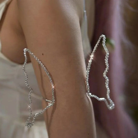 Butterfly Bracelet Female Simple Shiny Rhinestone Armband $20.33 Dana Fashion Color: Gold Women's Accessories Product information: Treatment Process: Electroplating Color: gold, silver Material: Rhinestone Packing list: 1* Armband Product Image: