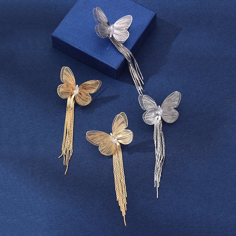 Butterfly Tassel Niche Creative Stud Earrings $14.62 Dana Fashion Color: EZ5472baik Women's Accessories Product information: Treatment Process: Electroplating Color: EZ5472baik,EZ5472jinse Applicable population: Female Material: Alloy Shape: Bow Popular e
