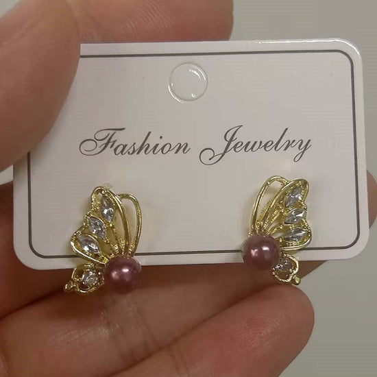 Butterfly Zircon Love Of Butterfly Stud Earrings Simple $9.00 Dana Fashion Color: As Main Image Women's Accessories Product information: Treatment Process: Electroplating Color: as the main image Applicable population: Female Material: Alloy Modeling: Ins