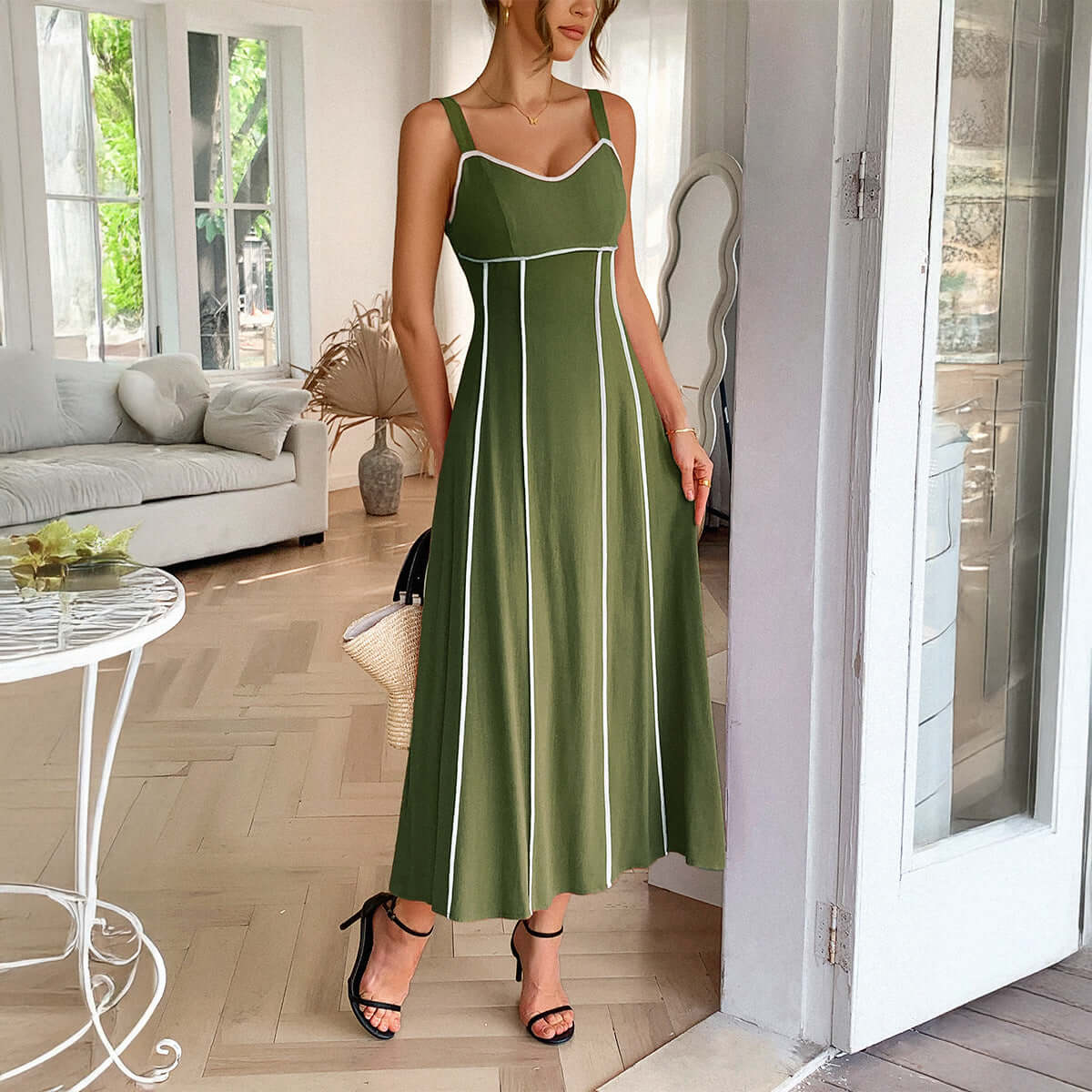 European And American Leisure Vacation Style Seaside Atmosphere Sling Dress $59.90 Dana Fashion Color: Green Size: L Women's clothing Product information: Pattern: solid color Skirt type: suspender skirt Color: apricot, green, brick red, navy blue Waist t